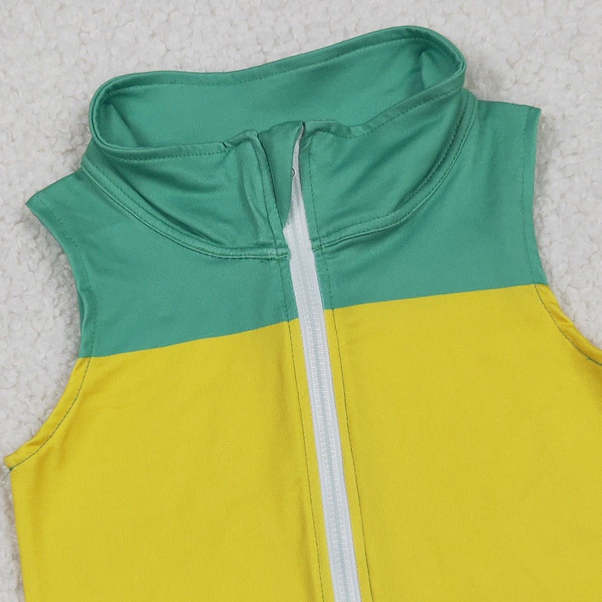 10.11 RTS NO MOQ (In stock)BT1157 Baby Boys Sleeveless Mardigras Patchwork Zip Tops Vests