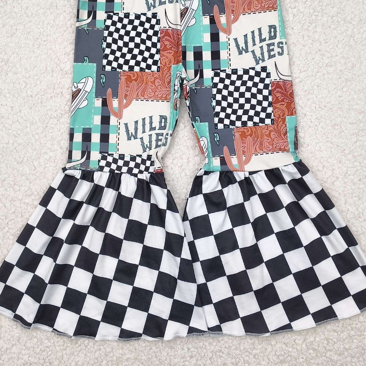 P0751 RTS NO MOQ Baby Girls Pants Wild West Bull Skull Plaid Western Girls Bell Bottom Pants Unique Cowgirl Style Clothing