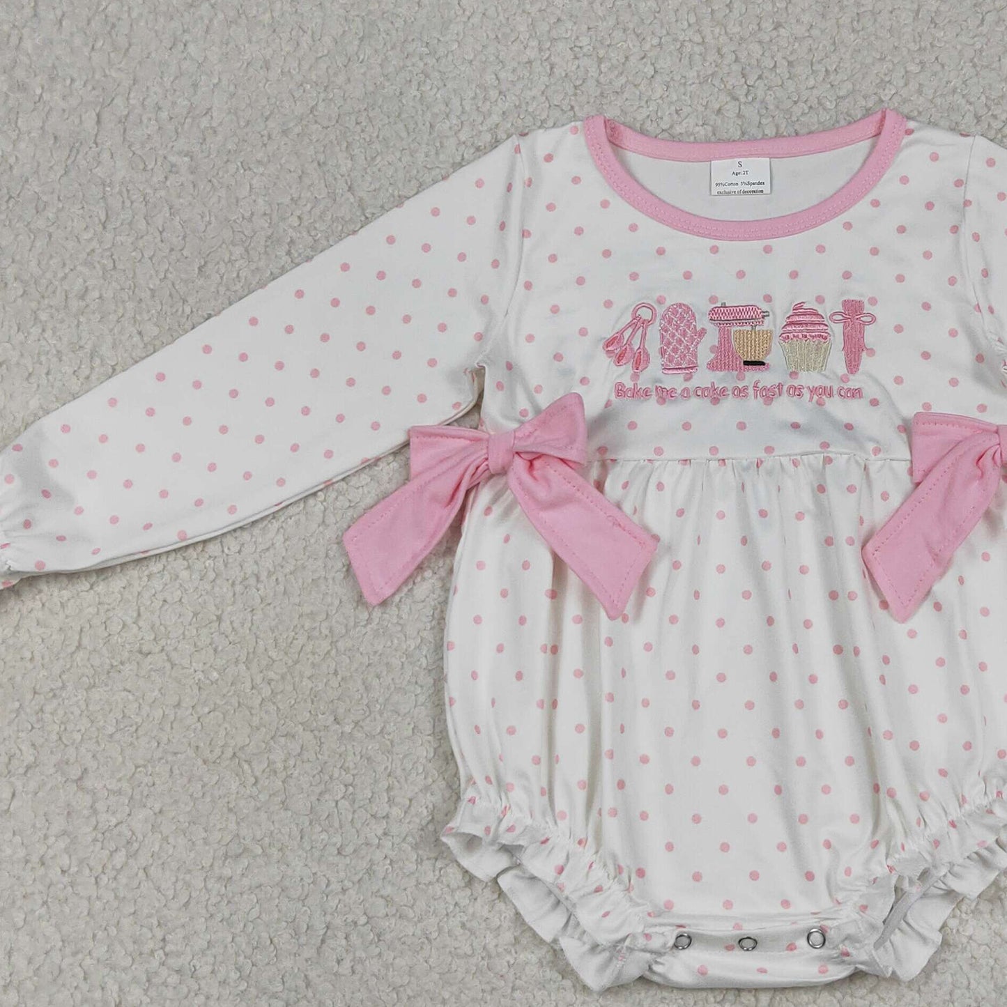 LR2947 RTS NO MOQ (In stock)Long sleeves pink polka dots cake baby girls romper