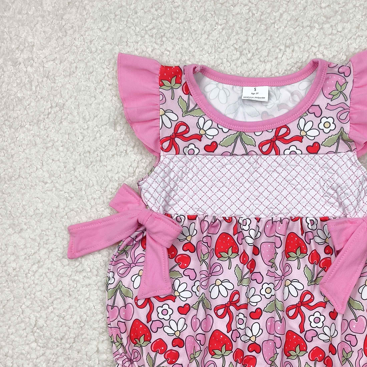 4.24 SR2953 RTS NO MOQ Baby Girls Summer Rompers Flutter sleeves floral strawberry bow girls summer romper