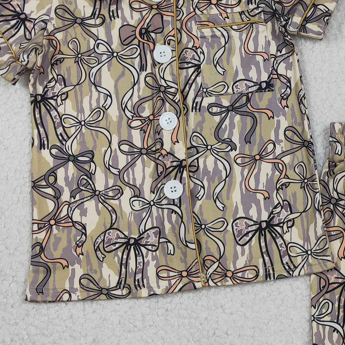 2.7 RTS NO MOQ (In stock)GSSO3126 Baby Girls Southern Olive Camo Bows Button Pocket Top Ruffle Shorts Pajamas Sets