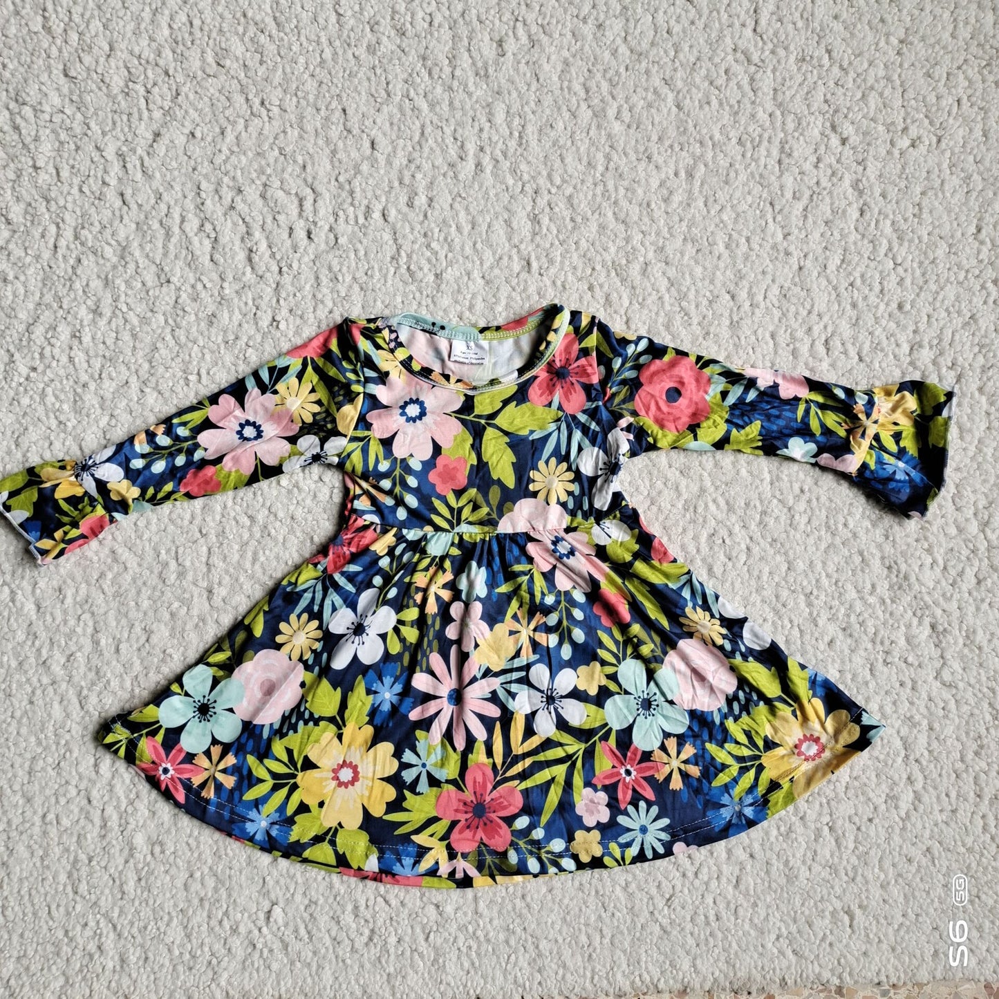 10.10 RTS NO MOQ(In stock)G2-24-3*'. Baby Girls Winter Dress Dark blue long-sleeved dress with flowers green grass and leaves