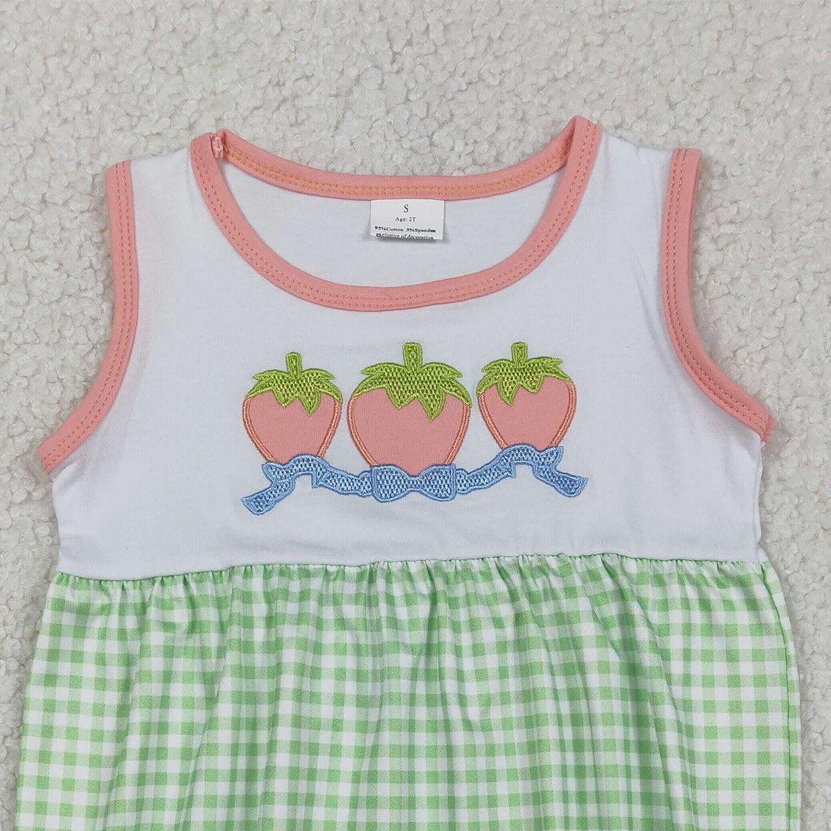1.8 RTS NO MOQ (In stock)SR3725 Embroidery Bows Strawberry Baby Girls Green Checked Ruffle Rompers