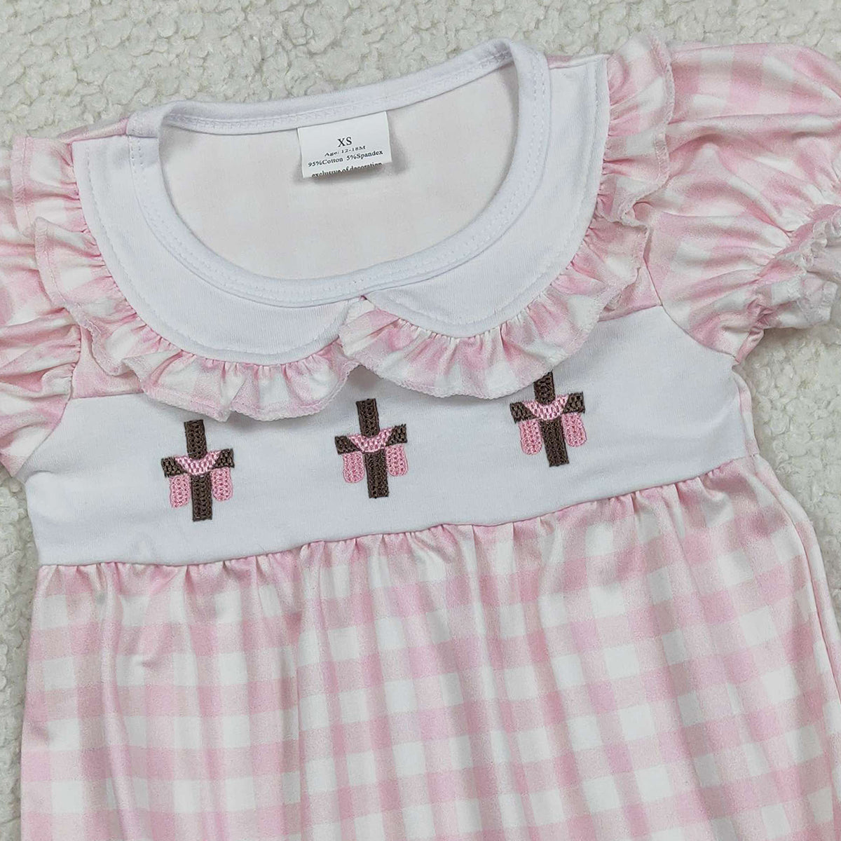 2.3 RTS NO MOQ (In stock)SR3756 Embroidery Crosses Baby Girls Pink Checked Easter Collar Ruffle Rompers