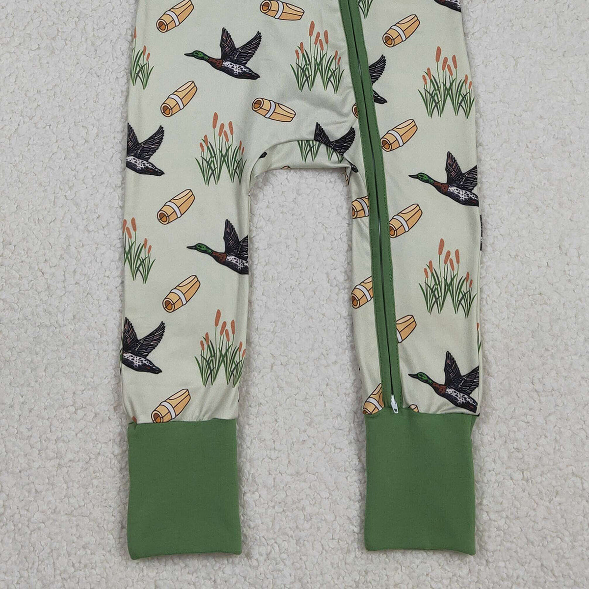 12.17 RTS NO MOQ (In stock)SR3498 Baby Boys Green Ducks Calls Hunting Two Way Zip Convertible Rompers