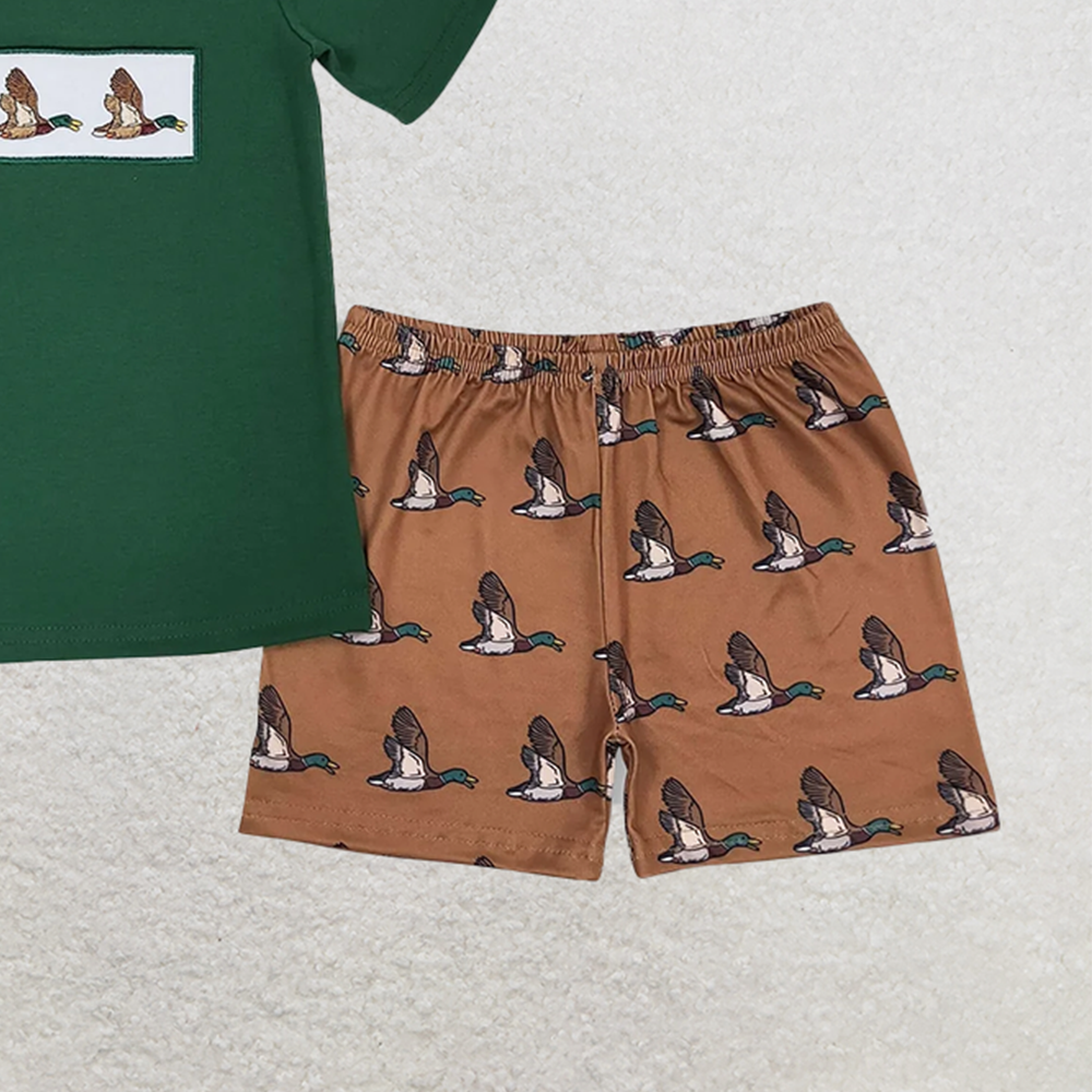 6.16 BSSO0735 RTS NO MOQ Baby Boys Summer Boys Outfits Green duck top shorts kids boys summer outfits