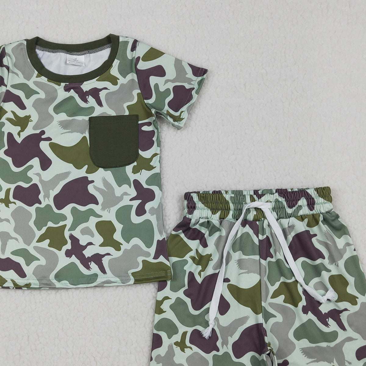BSSO1793 RTS NO MOQ (In stock )Short sleeves pocket duck camo top shorts boys outfits