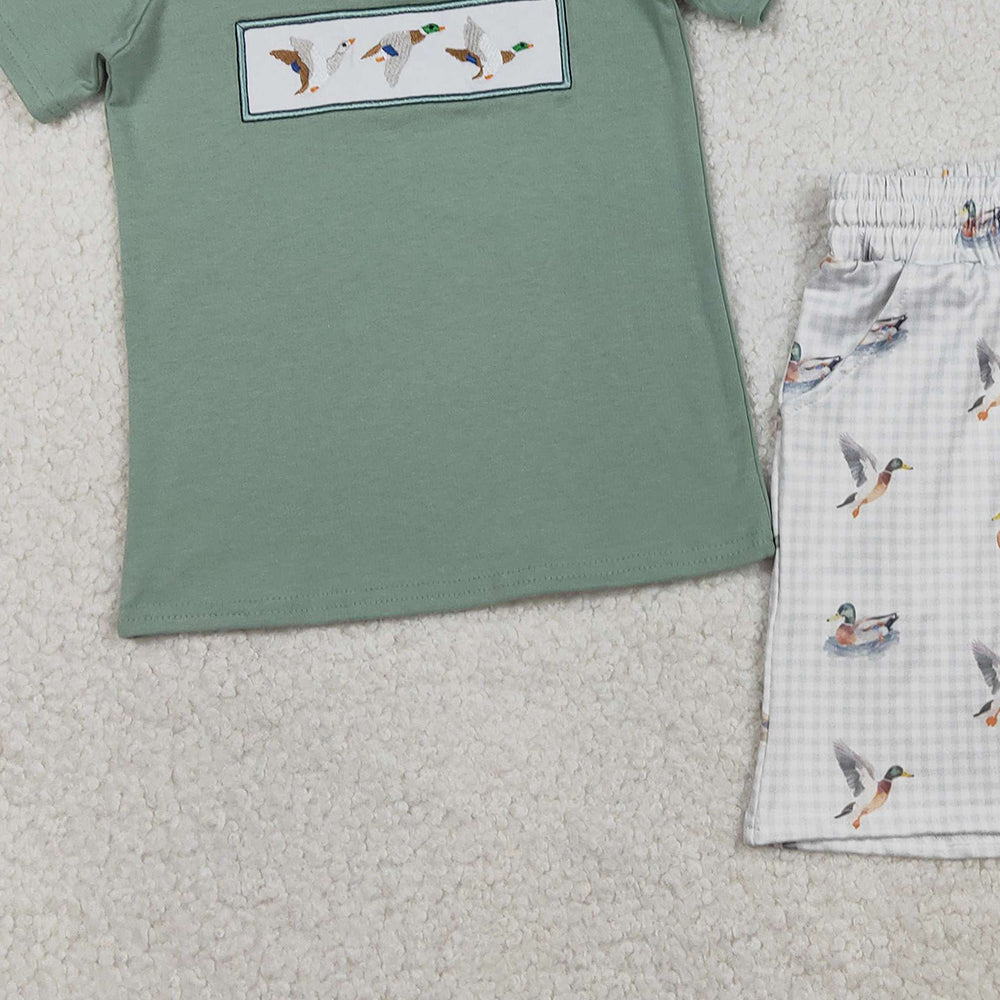 1.28 RTS NO MOQ (In stock)BSSO1639 Embroidery Ducks Baby Boys Top Checked Pockets Short Hunting Clothes Sets