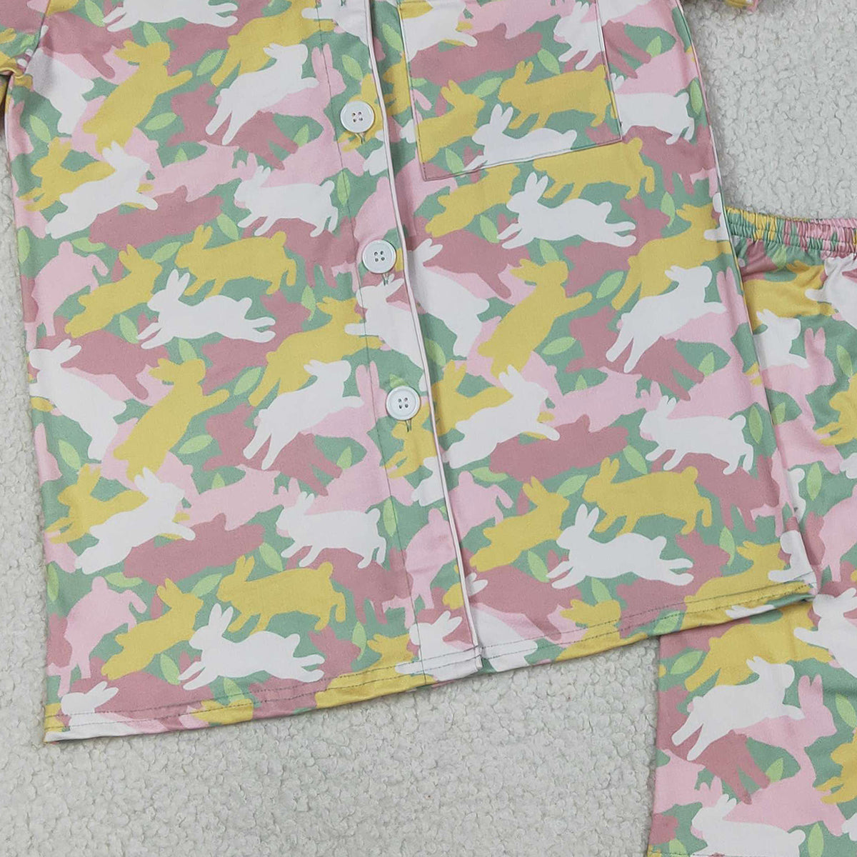 1.12 RTS NO MOQ (In stock)GSSO2973 Adult Women Rabbits Camo Button Pocket Top Shorts Easter Pajamas Set