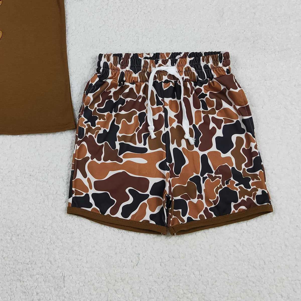 12.2 RTS NO MOQ (In stock)BSSO1575 Embroidery Camo Deer Baby Boys Brown Top Shorts Hunting Clothes Sets
