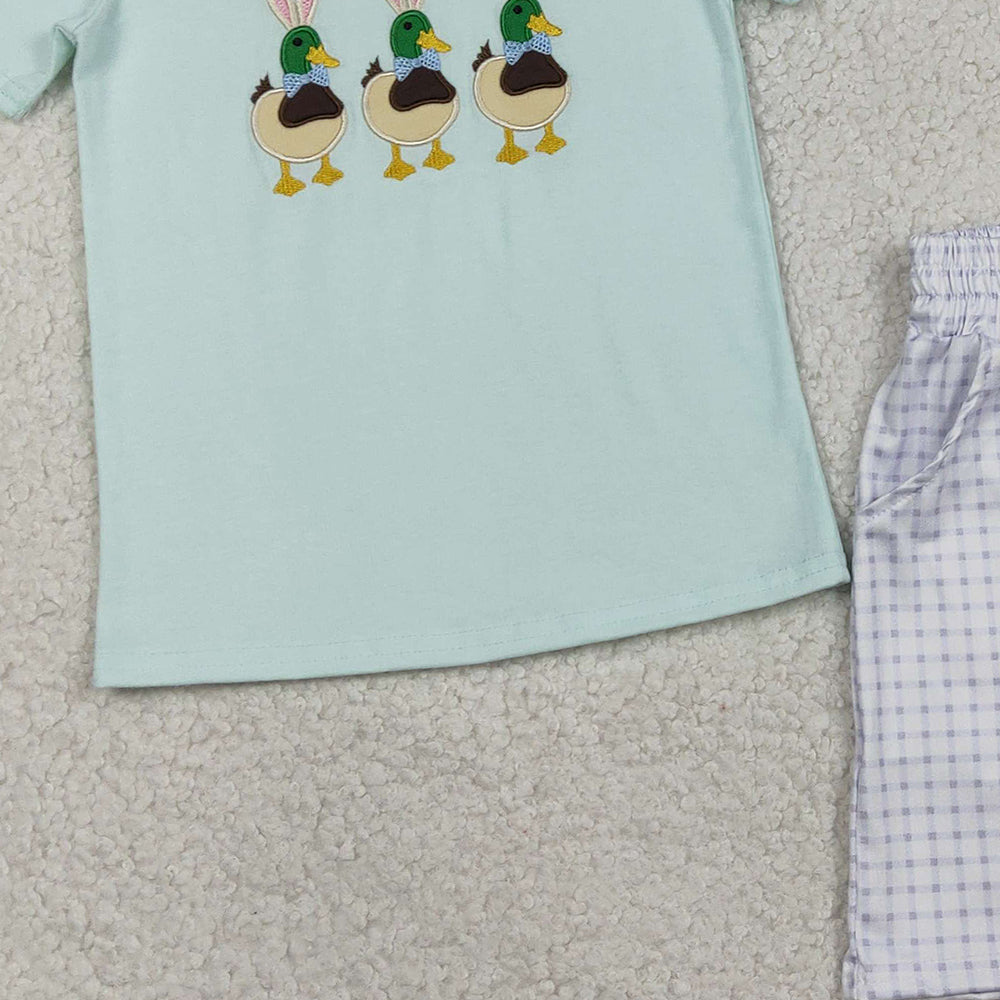 1.28 RTS NO MOQ (In stock)BSSO1719 Embroidery Rabbit Ducks Baby Boys Checked Pockets Short Easter Hunting Sets