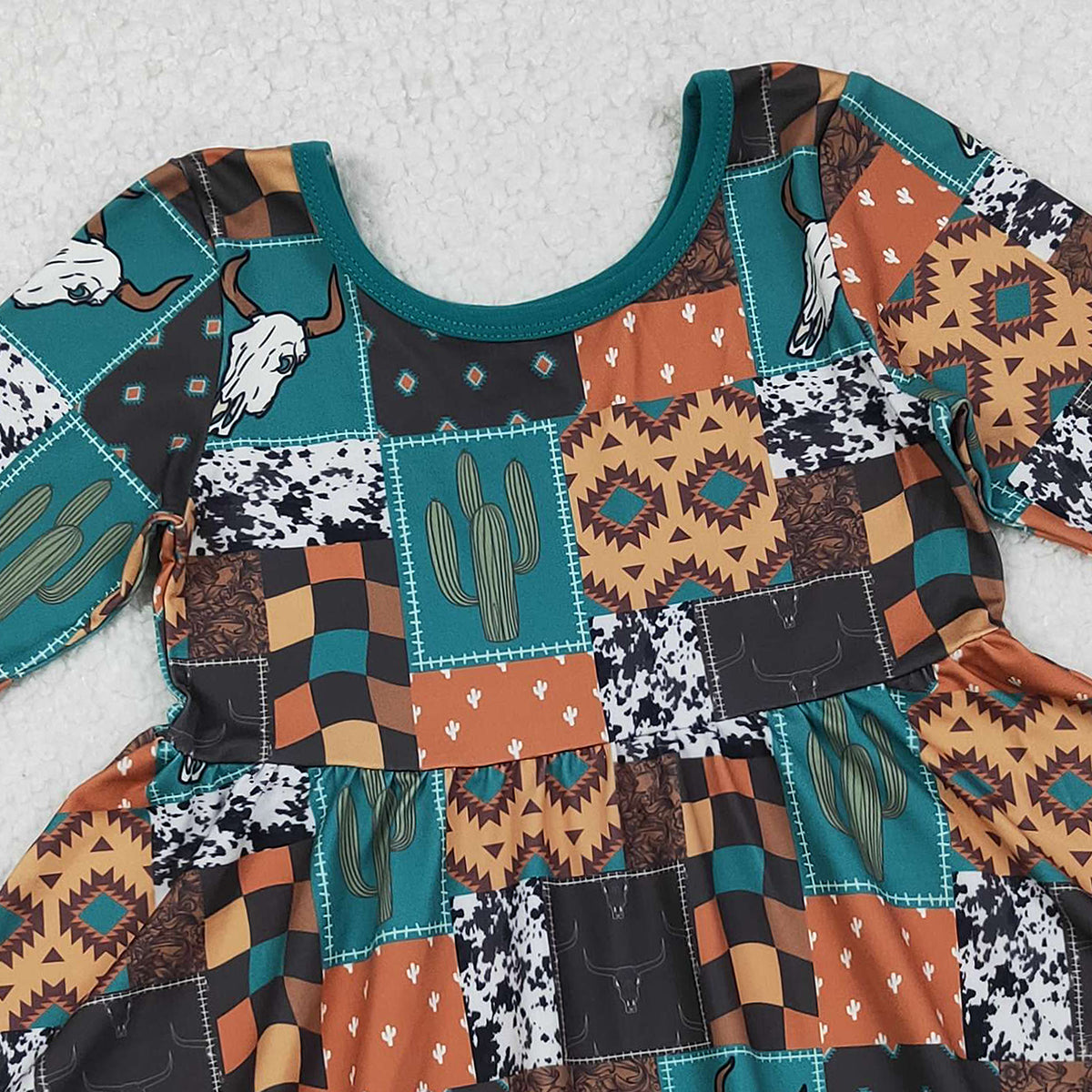 10.17 RTS NO MOQ (In stock)GLD0837 Baby Girls Winter Dress Baby Girls Western Cows Aztec Ruffle Knee Length Dresses