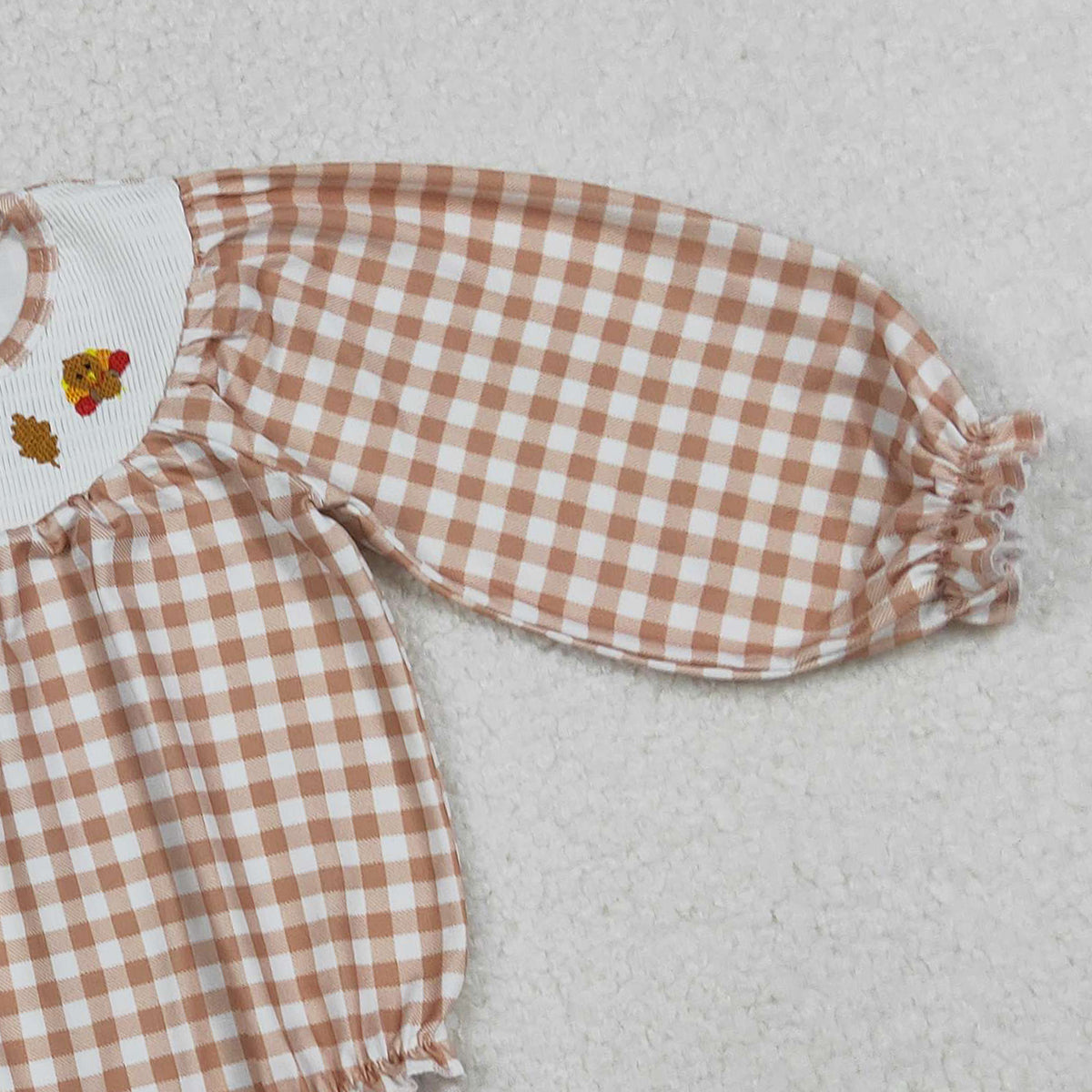 10.27 RTS NO MOQ (In stock)LR2205 Baby Girls Winter Rompers Smocked Turkey Leaves Baby Girls Khaki Checked Thanksgiving Ruffle Rompers