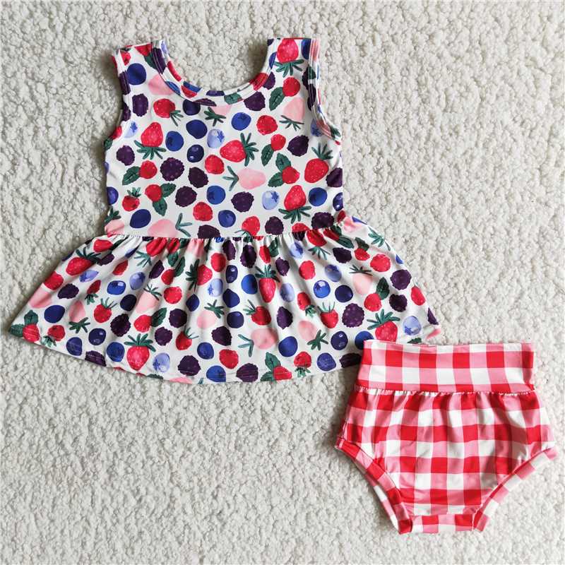 D13-11-1 Raspberry plaid soft bummie set