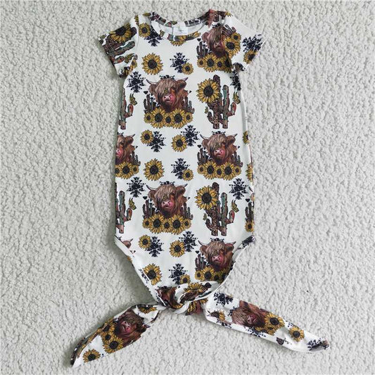 NB0010  Baby newborn western cow sunflower gowns