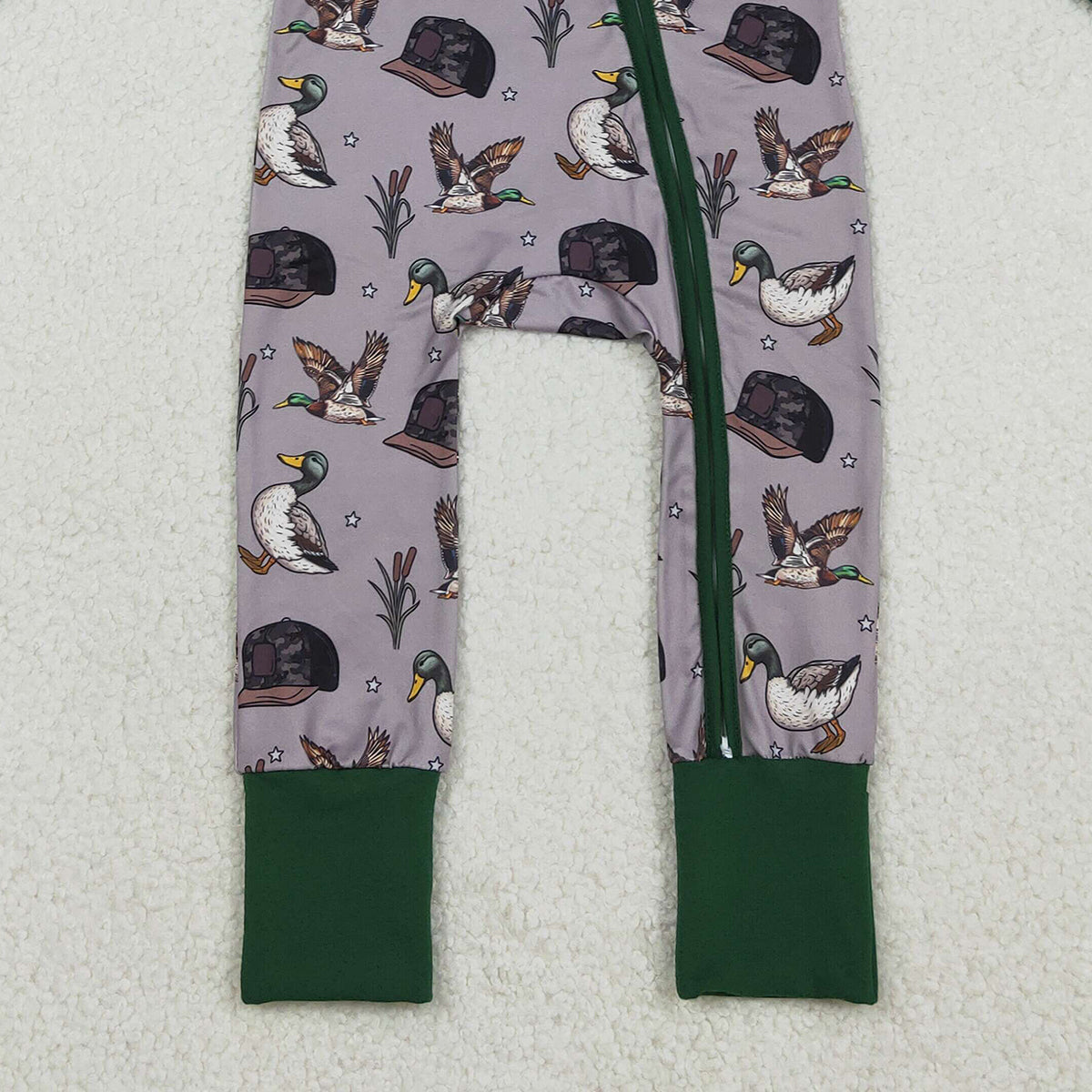 12.13 RTS NO MOQ (In stock)LR2886 Baby Girls Winter Rompers Baby Boys Camo Hats Ducks Hunting Two Way Zip Convertible Rompers