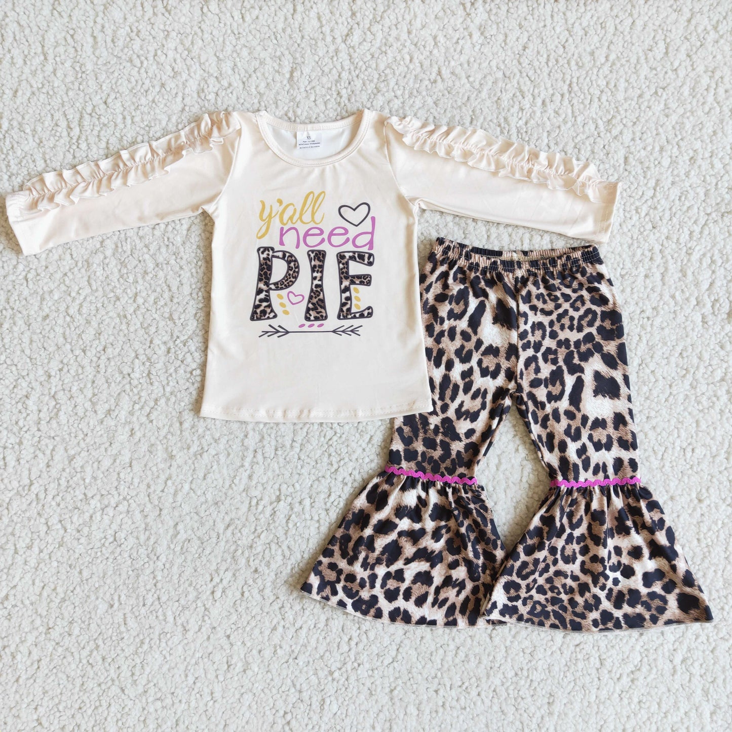 10.4 6 A23-20 RTS No Moq Clearance Baby Girls Winter Outfits Baby girls Pie leopard ruffle sleeve bell pants sets