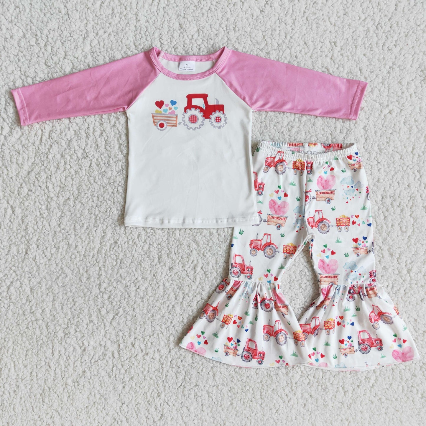 1.10 6 A29-30 RTS No Moq Clearance Baby girls valentines tractor long sleeve top bell pants sets