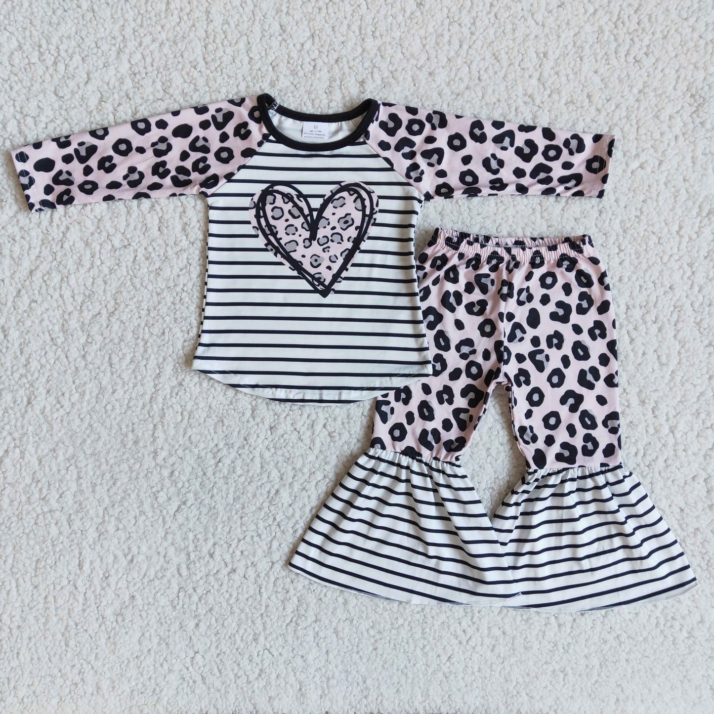 12.20 6 A30-15 RTS No Moq Promotion Baby Girls Heart Stripe Valentines bell bottom pants sets