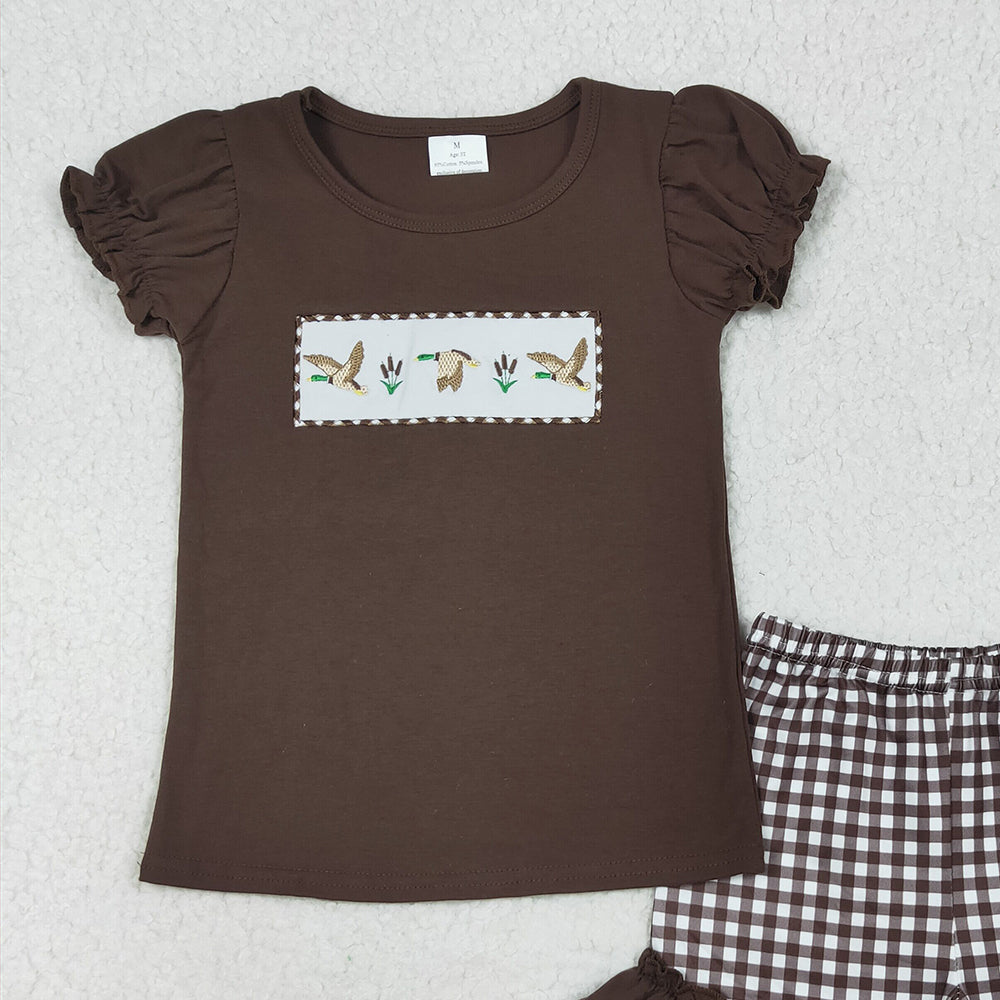 RTS NO MOQ (In stock) GSSO2672 Baby Girls Summer Outfits Embroidery Baby Girls Brown Short Ruffle Sleeves Ducks Top Plaid Short Set