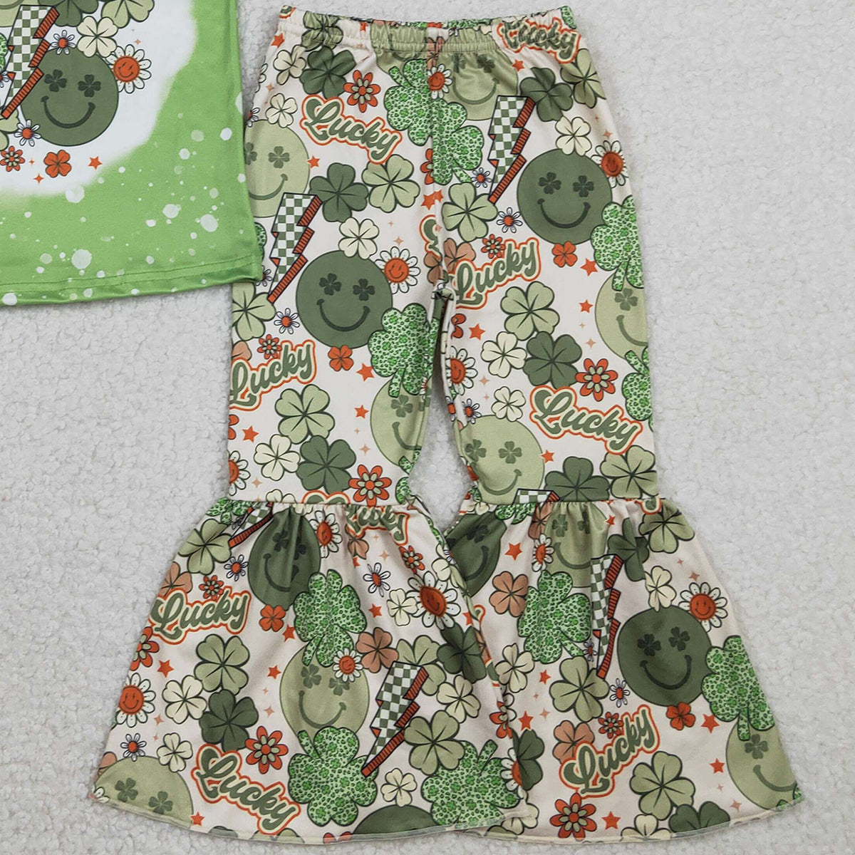 2.3 RTS NO MOQ (In stock)GSPO1876 Baby Girls Smile Clovers Shirt Top Bell Pants St Patrick Clothes Sets