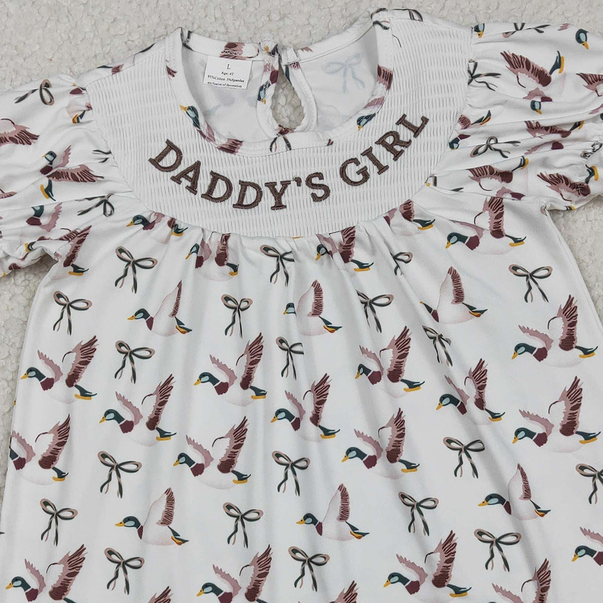 12.15 RTS NO MOQ (In stock)GSD2933 Embroidery Daddy's Girl Baby Girls Bows Ducks Hunting Knee Length Dresses