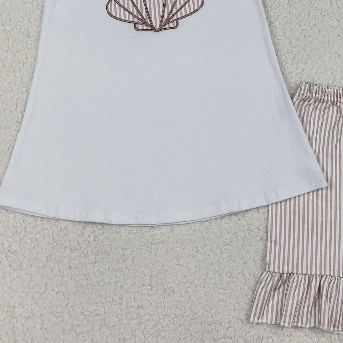 12.19 RTS NO MOQ (In stock)GSD2948 Embroidery Stripe Shells Baby Girls Tunic Ruffle Shorts Clothes Sets