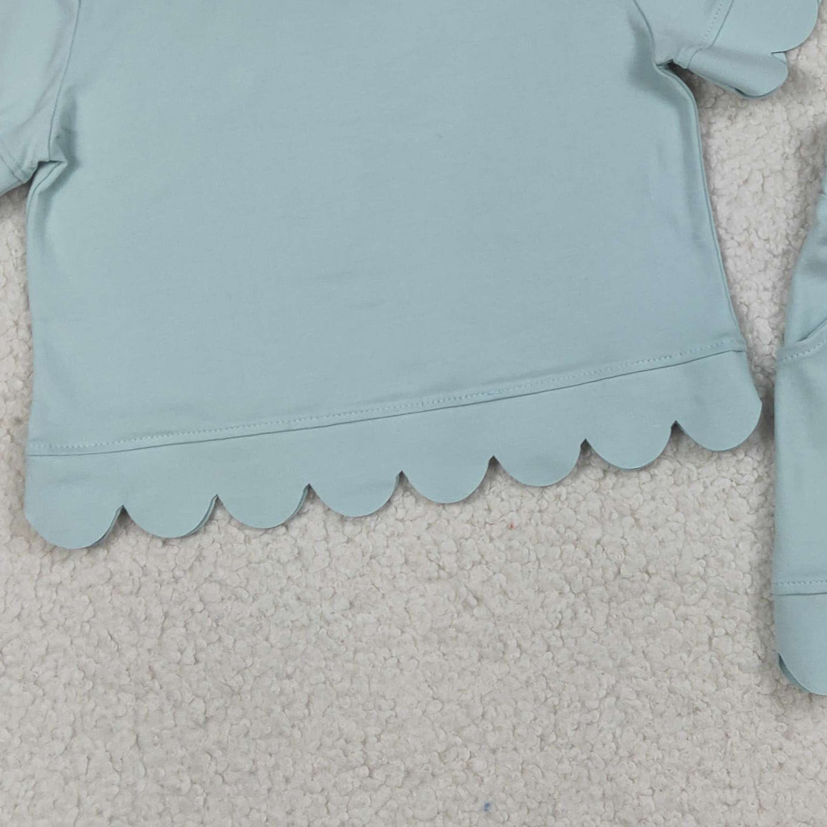 3.21 RTS NO MOQ (In stock)GSSO3174 Kids Clothing for Baby Girls Short Sleeve Light Blue Shirts Top Shorts Scallop Clothes Sets