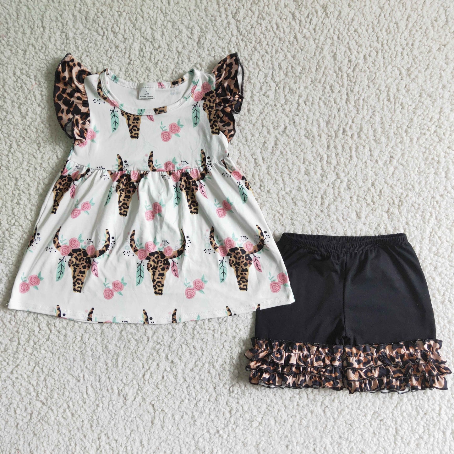 3.7 A18-1 RTS No Moq Clearance Baby Girls Flower Bull Skulls Tunic Ruffle Shorts Western Clothes Set