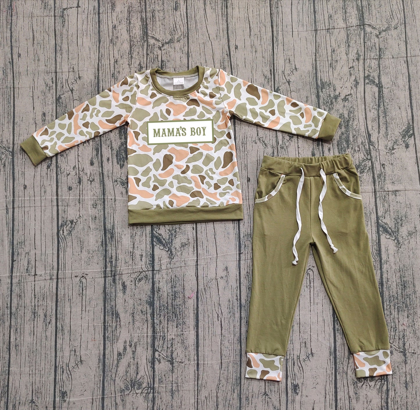 10.21 BLP1339 Sample No Moq Embroidery Mama's Boy Baby Boys Green Orange Camo Top Pockets Jogger Clothes Sets