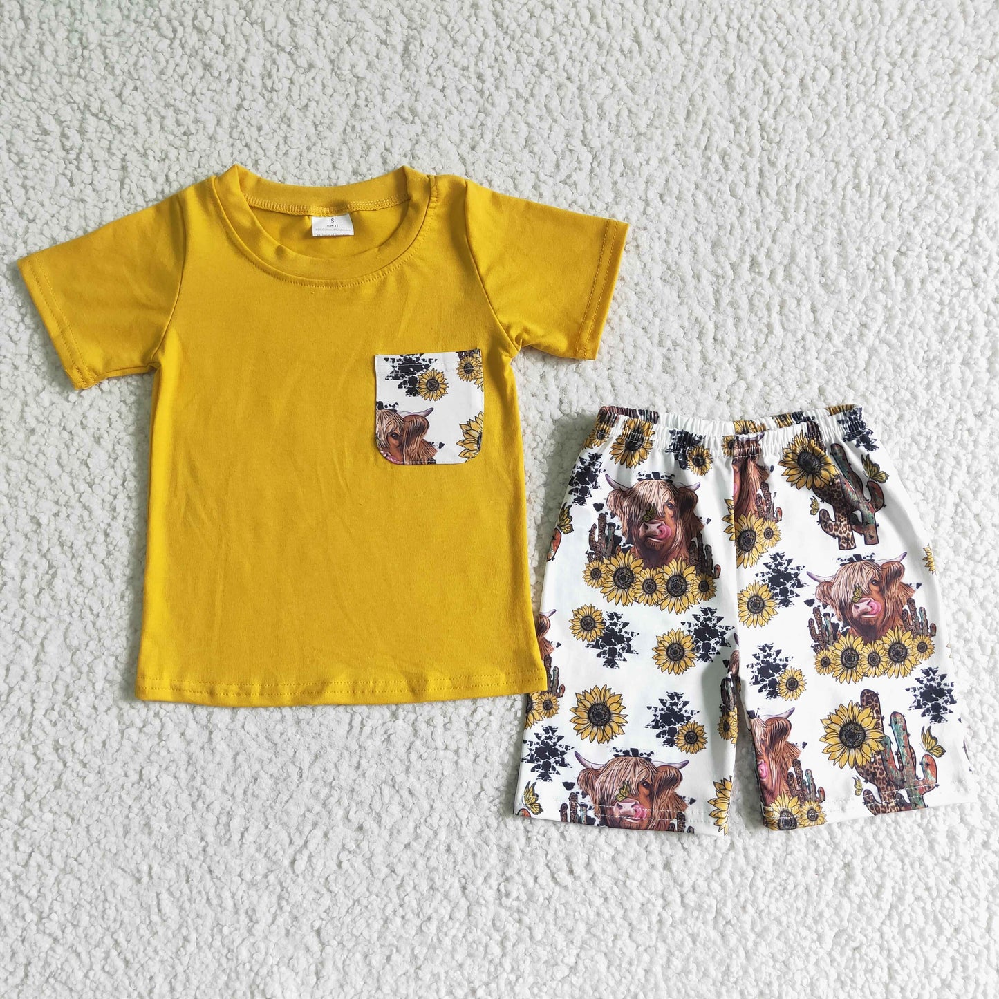 3.21 BSSO0069 RTS No Moq Promotion Baby Boys Summer Short Sleeve Yellow sunfower cow pocket shorts sets