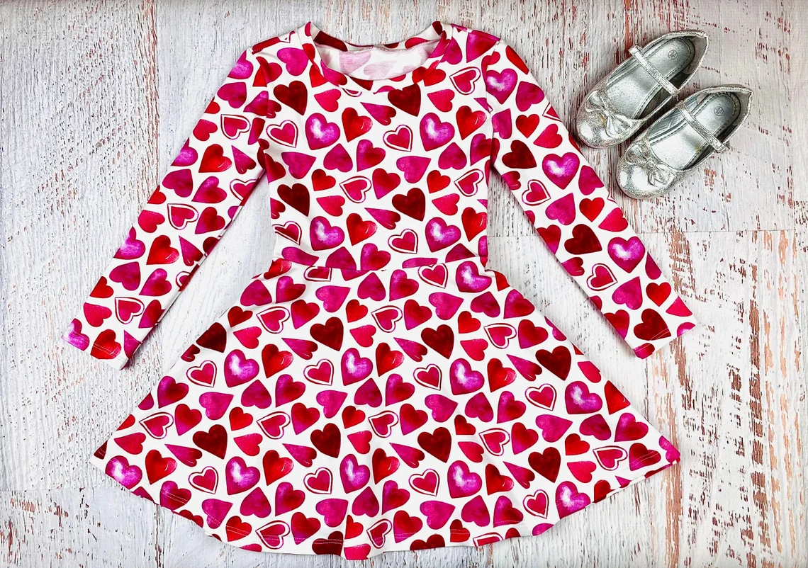 10.13 GLD1378 Pre order No Moq Baby Girls Red Hearts Plaid Valentine Knee Length Dresses