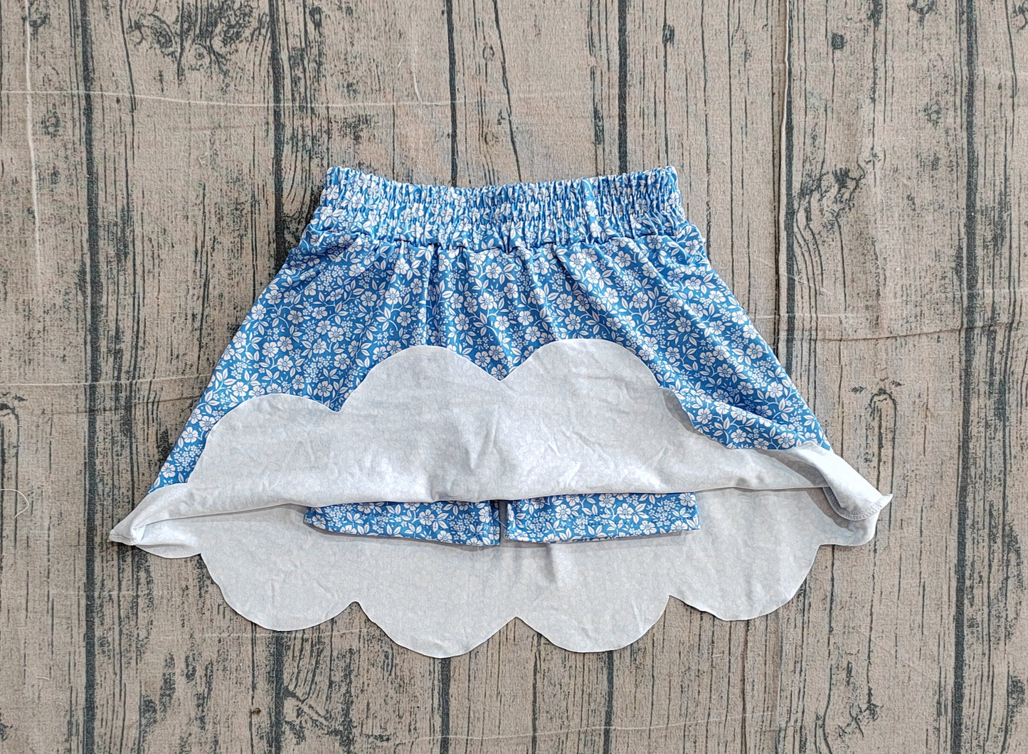 3.9 GLK0239 Sample No Moq Yoga fabric Baby Girls Blue Small Flowers Scallop Skirt Shorts Bottom