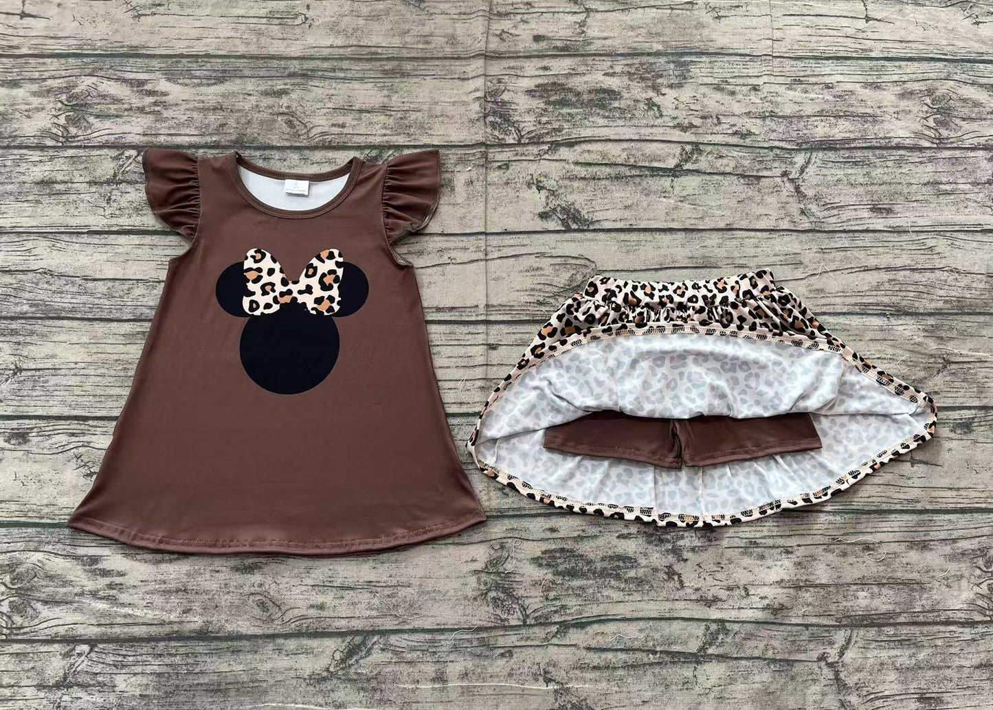 GSD1664Flutter sleeves mouse top leopard skirt girls clothing set