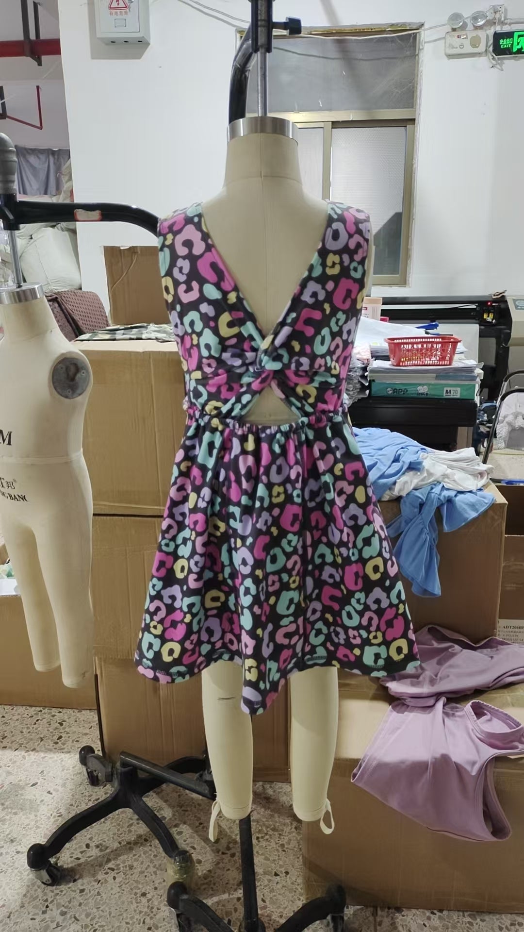 5.01 GSD2175 Sample 10days Arrived RTSSleeveless colorful leopard kids girls athletic dresses