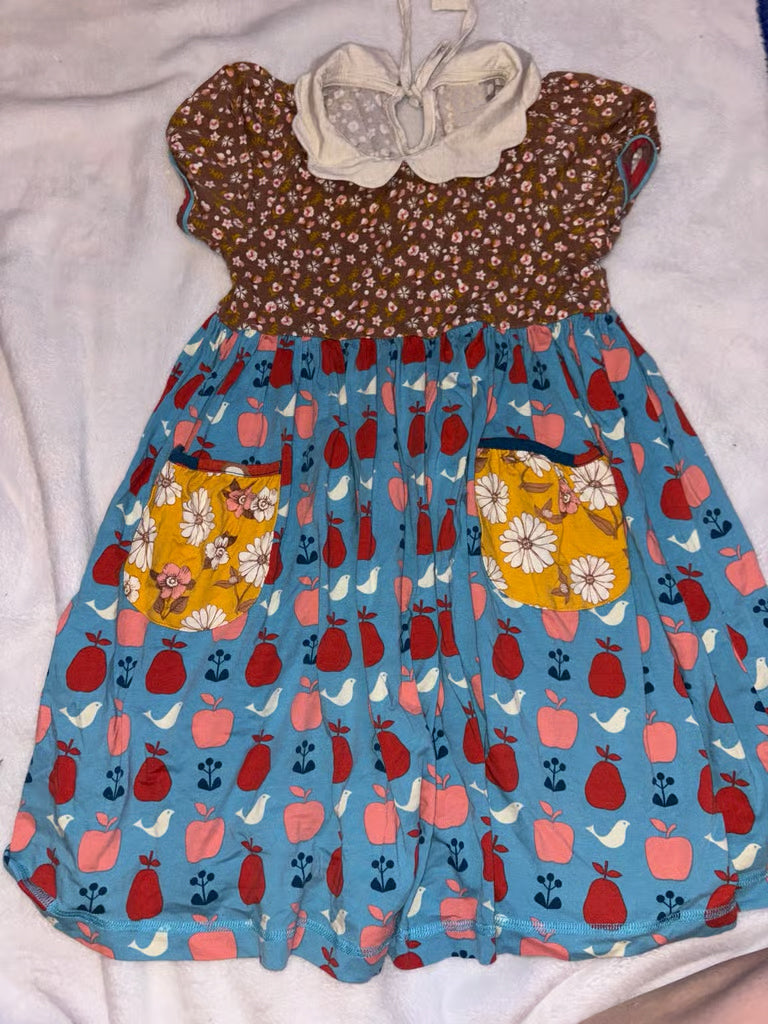 11.6 GSD3056 Pre order No Moq Baby Girls Flowers Birds Fruits Pockets Knee Length Dresses