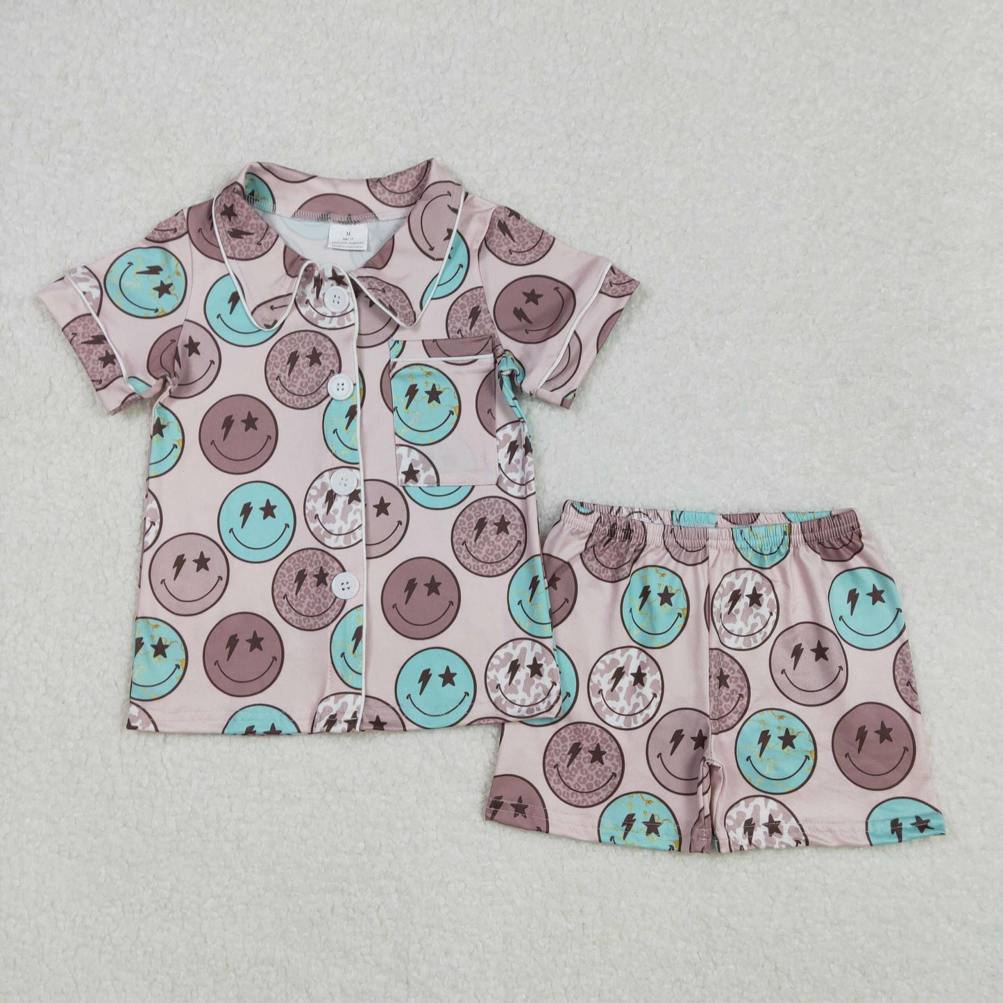 GSSO1545Adorable Kids' Girls' Button Down Pajamas with Leopard & Cow Print and Cheerful Smile Design