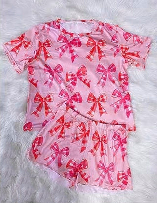 6.11 GSSO2528 Pre order Baby Girls Summer Outfits baby girls clothes bow short sleeveshorts set