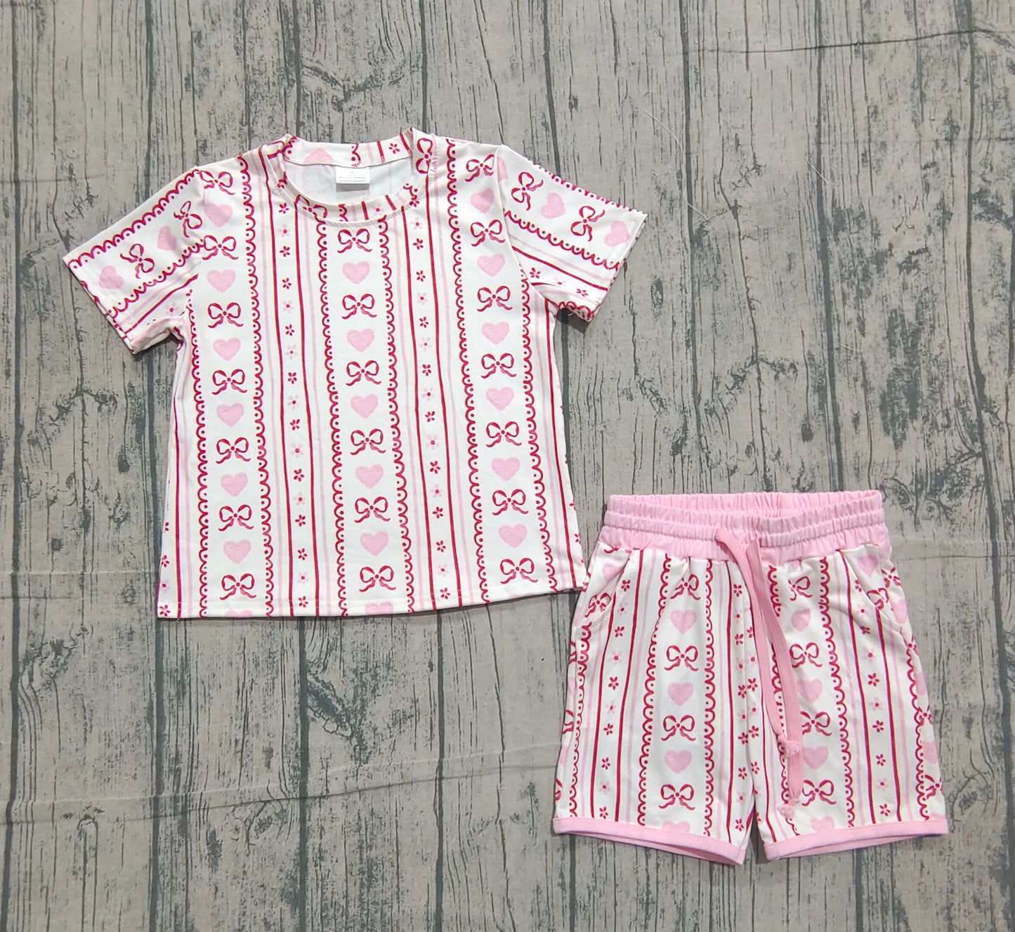 11.13 GSSO2738 Sample No Moq Baby Girls Pink Bows Hearts Stripe Top Pockets Shorts Valentine Clothes Sets