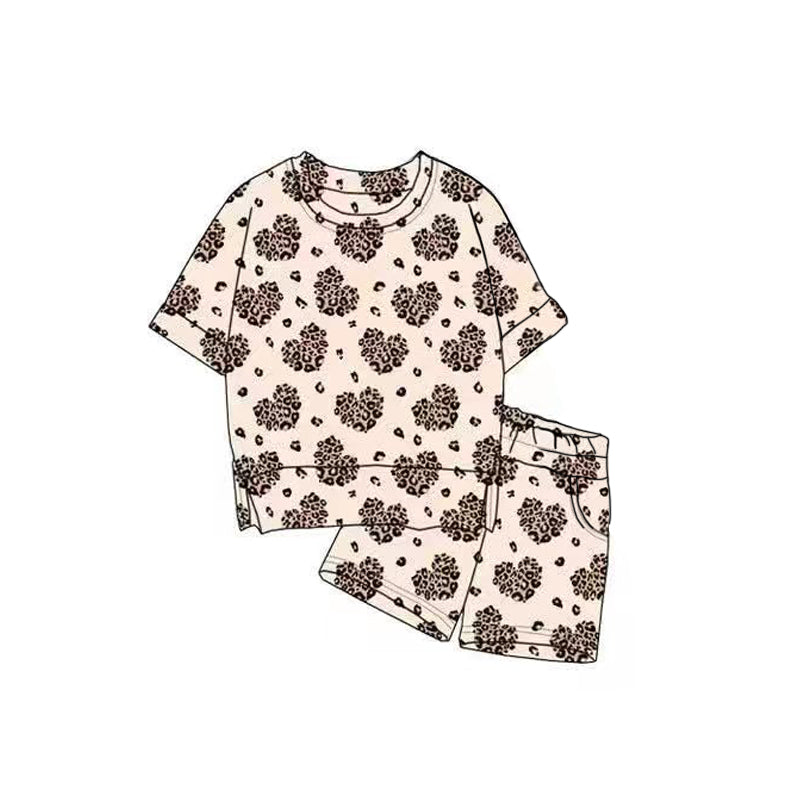 11.3 GSSO2819 Pre order No Moq Baby Girls Leopard Hearts Top Pockets Shorts Valentine Clothes Sets