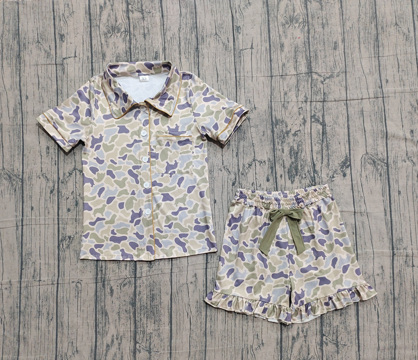1.19 RTS NO MOQ (In stock)GSSO3135 Adult Women Southern Dogs Camo Button Pocket Top Ruffle Shorts Pajamas Set