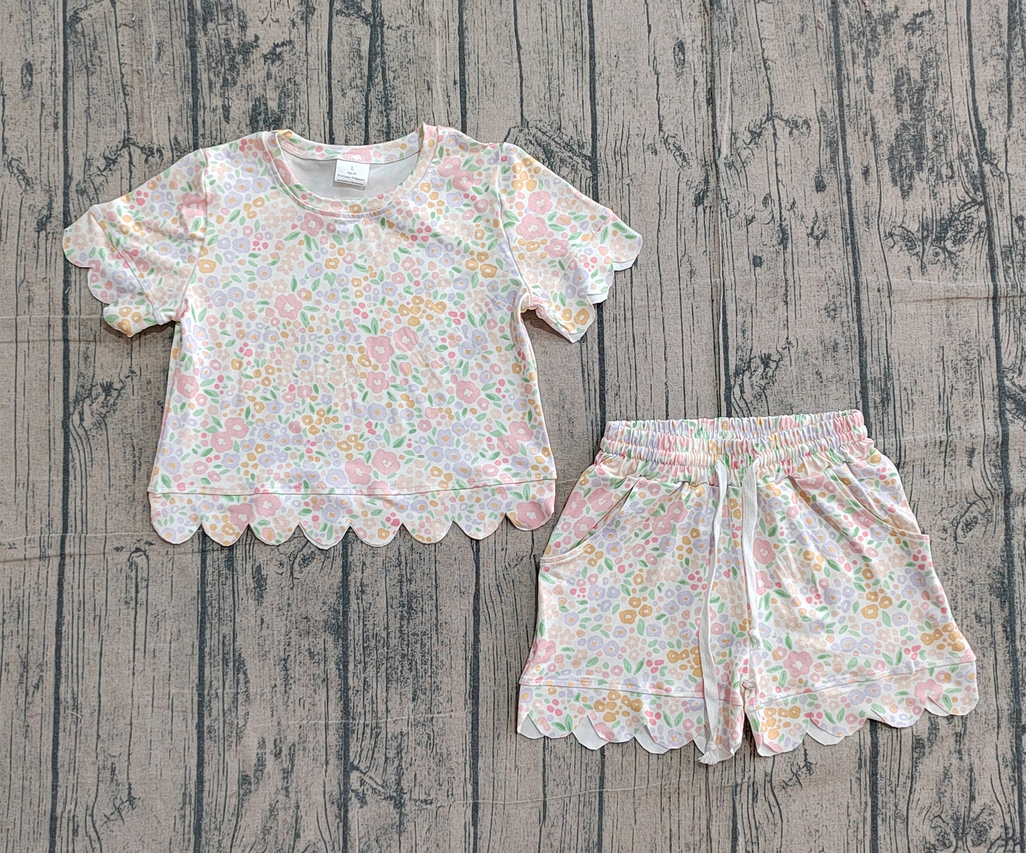 3.7 GSSO3273 Sample No Moq Baby Girls Short Sleeve Colorful Small Flowers Top Scallop Shorts Clothes Sets