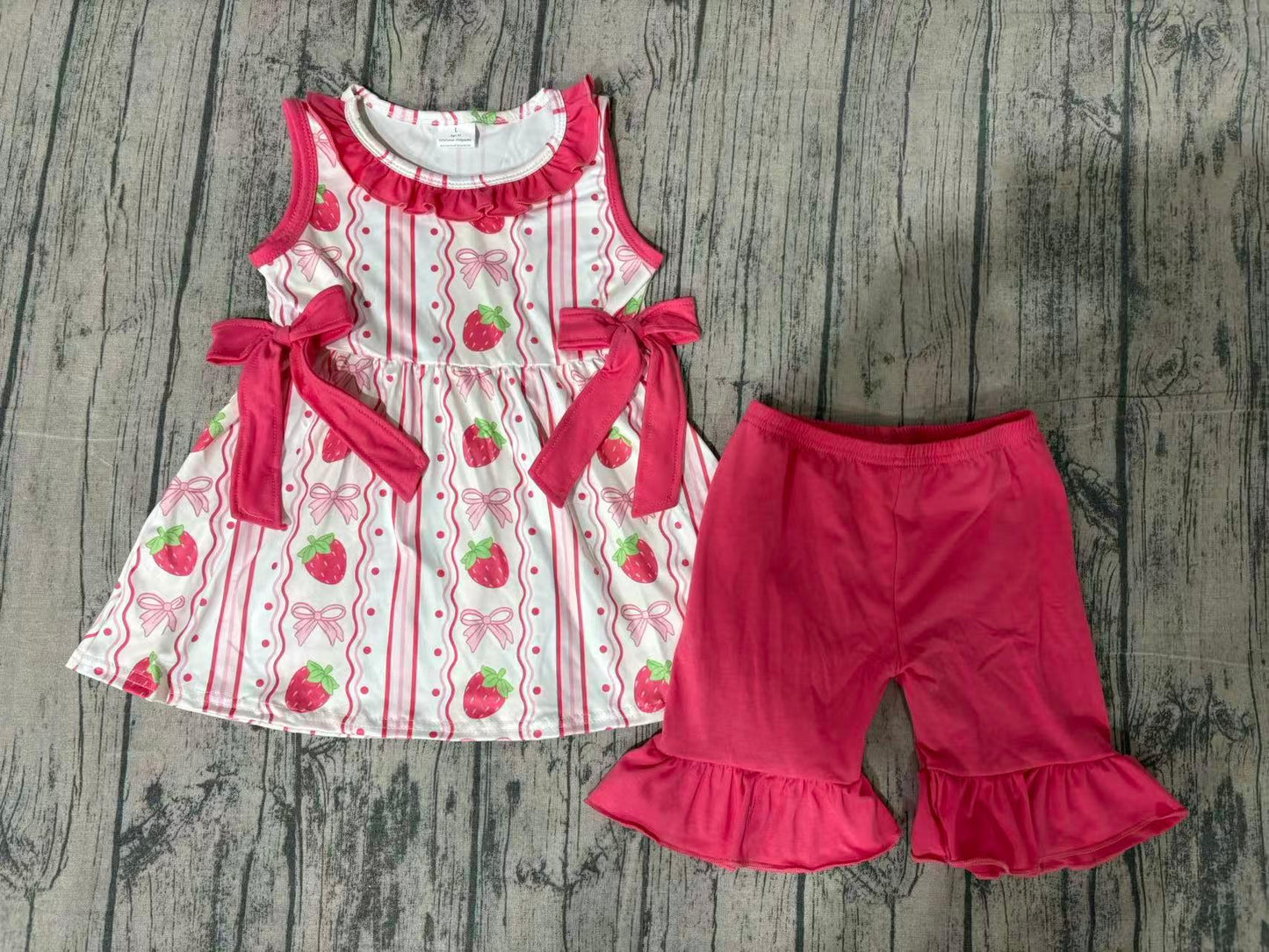 3.3 GSSO3276 Sample No Moq Summer Baby Girls Strawberry Bows Stripe Collar Tunic Ruffle Shorts Clothes Set