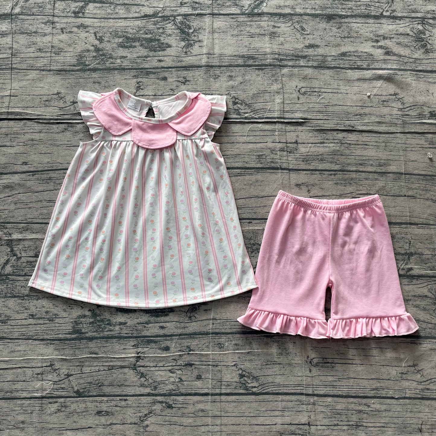 3.19 GSSO3363 Sample No Moq Baby Girls Summer Fashion Flutter Sleeve Pink Flowers Stripe Collar Tunic Ruffle Shorts Clothes Sets