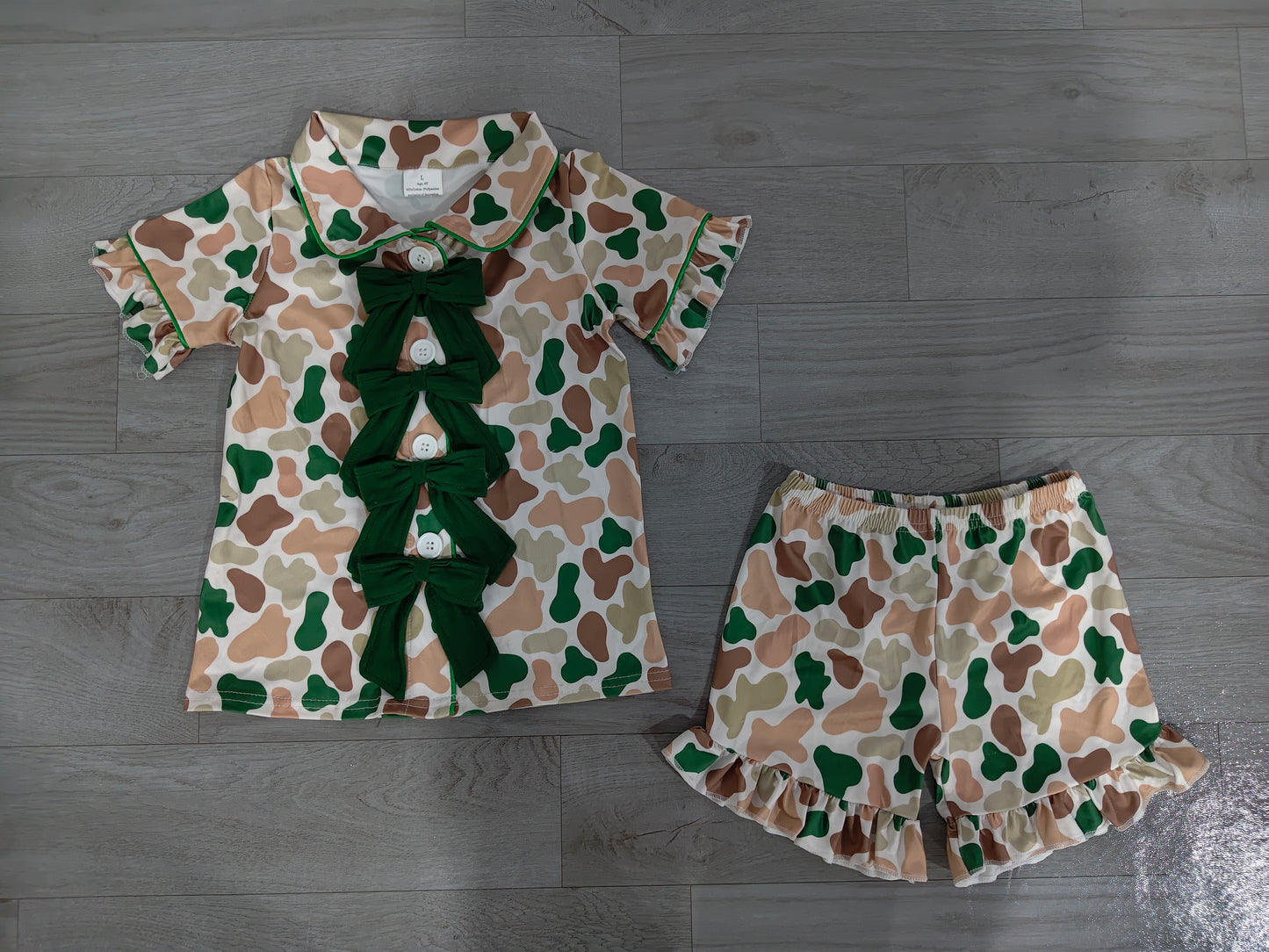 GSSO3367 Sample No Moq Baby Girls Southern Green Camo Button Top Ruffle Shorts Hunting Pajamas Sets