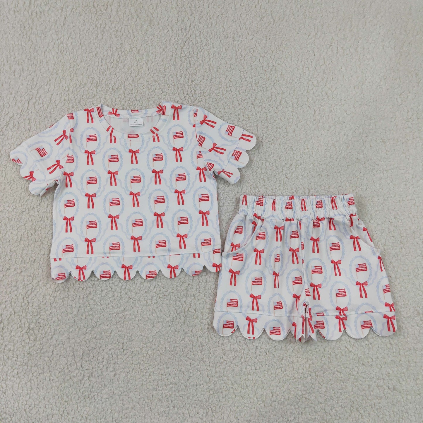 GSSO3552 RTS NO MOQ (In stock)Baby Girls Flag Bows Checked Top Pockets Short 4th of July Scallop Clothes Sets