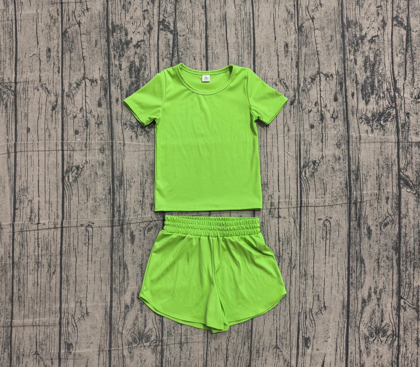 5.19 GSSO3767(GT1636+SS0903)Sample No Moq Short sleeves green top shorts kids girls yoga active set
