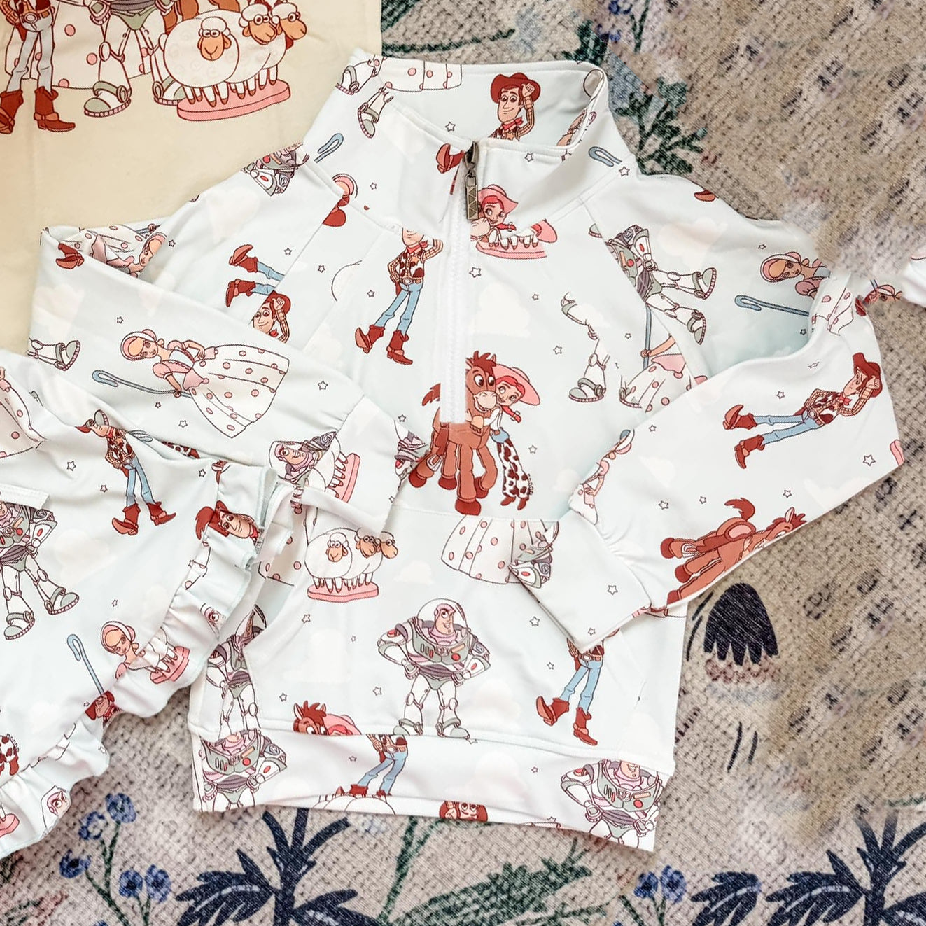 8.27 Pre order Baby Girls' Cartoon Donkey & Star Print Top And Skirt Set Cute Baby Outfit for Girls Ages 3-18 Months