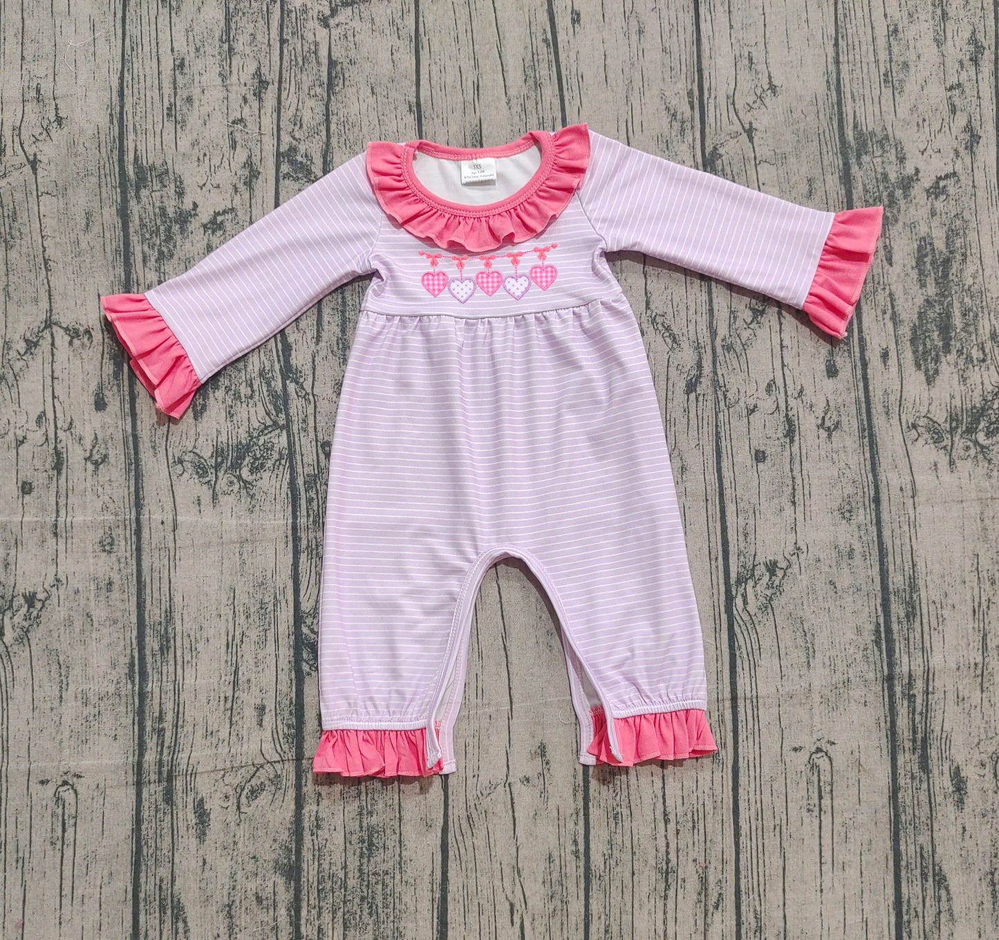 10.1 LR2706 Sample No Moq Embroidery Hearts Baby Girls Stripe Valentine Ruffle Footie Rompers