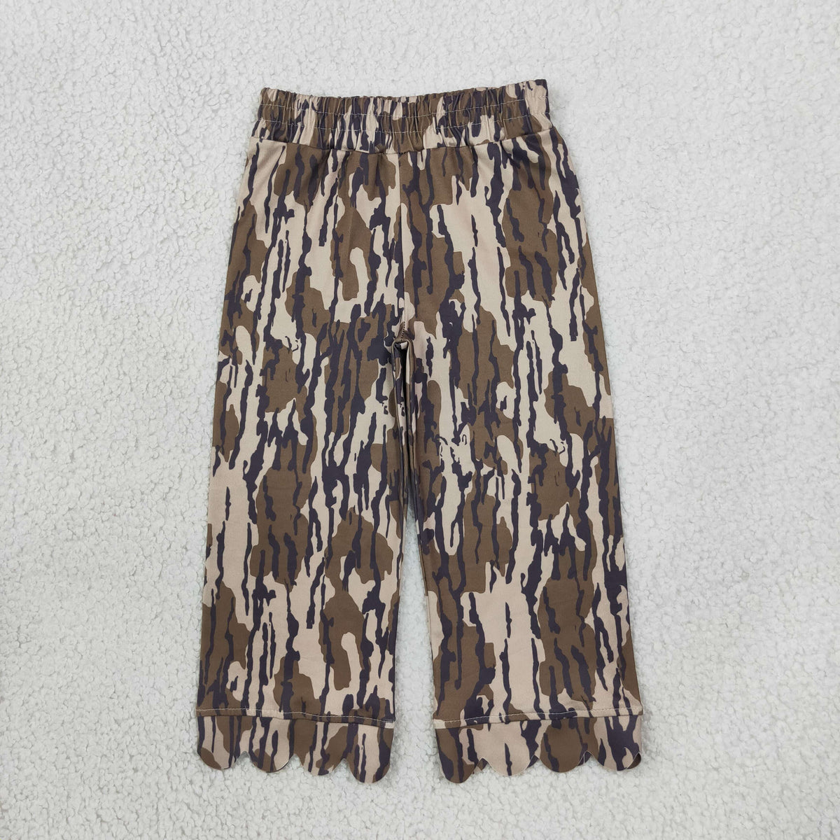 RTS NO MOQ (In stock)milk silk P1143 Baby Girls Camo Print Elastic Waist Scallop Hem Flare Pants